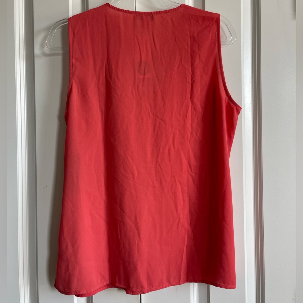 Vince Camuto Spiced Coral Sleeveless Top - Picture 2 of 3